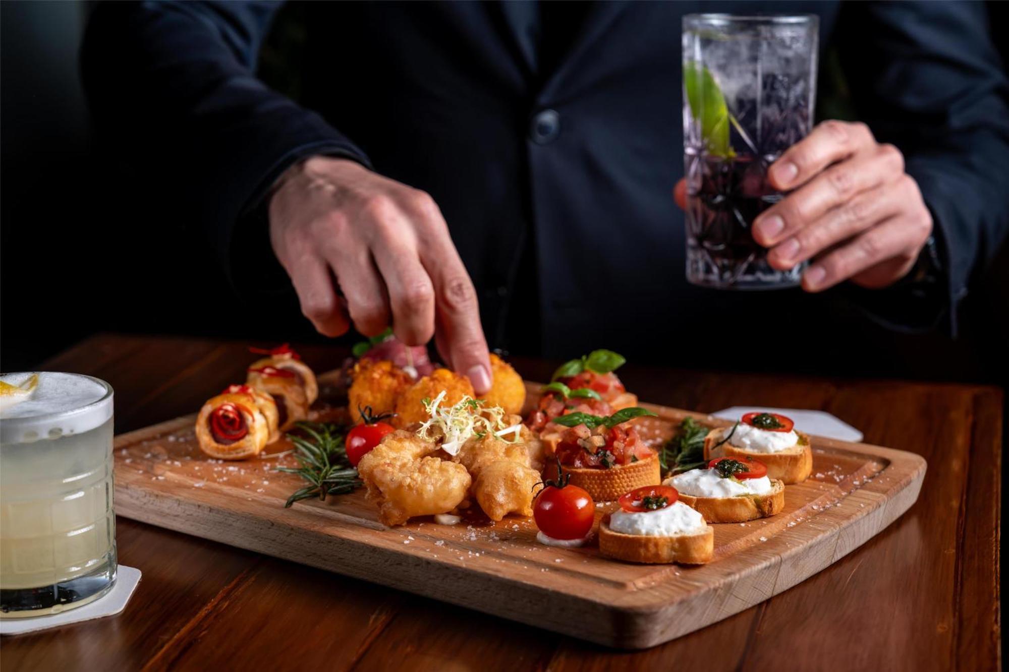 Radisson Blu Hotel, Dubai Media City Ngoại thất bức ảnh