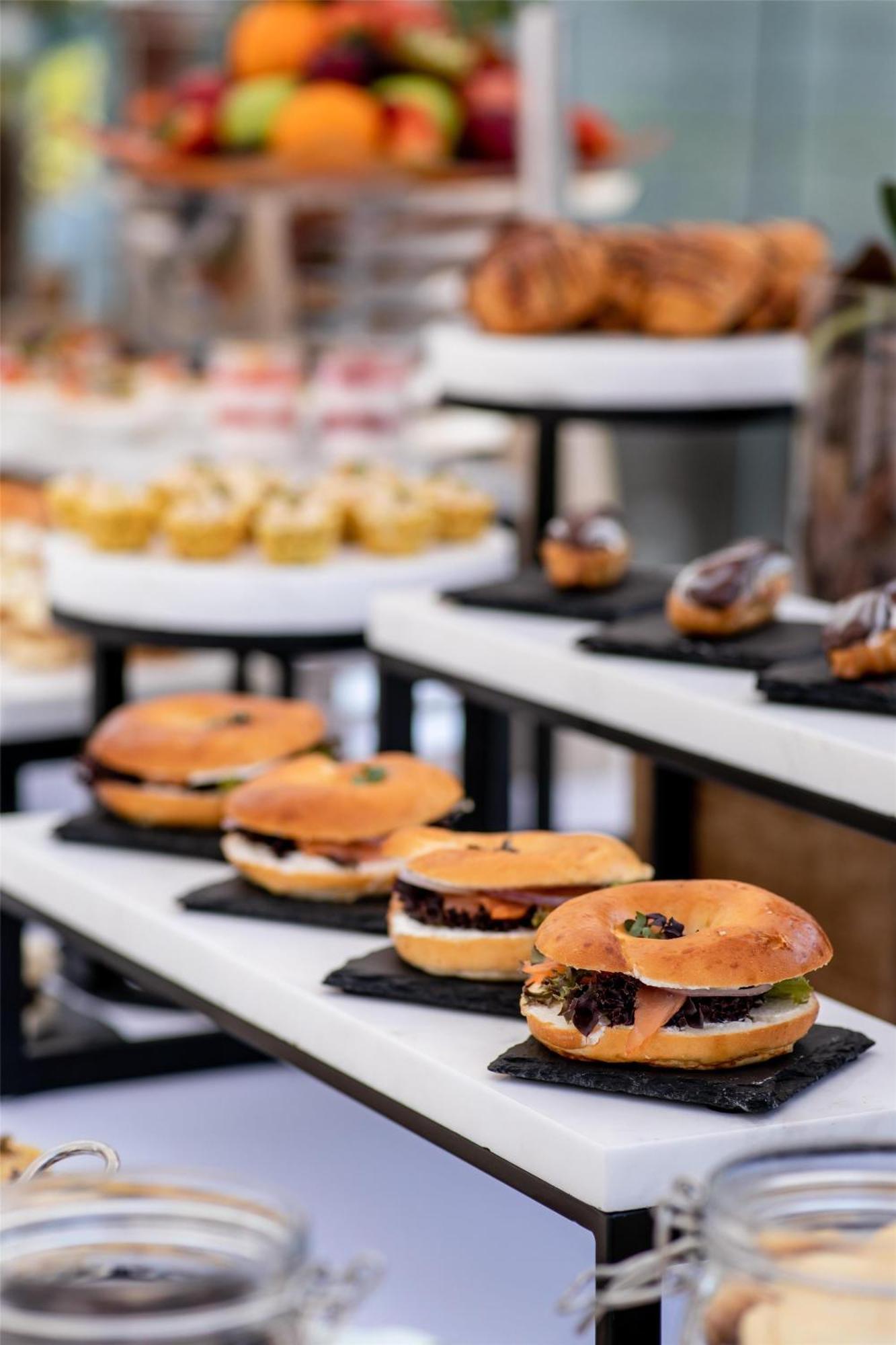 Radisson Blu Hotel, Dubai Media City Ngoại thất bức ảnh